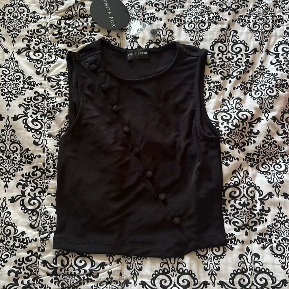 NWT white fox top